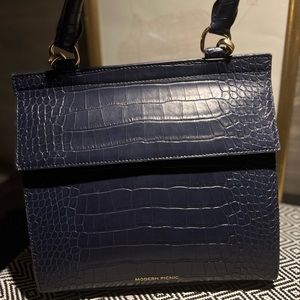 Modern Picnic - The Luncher - Lunch bag Croc Navy